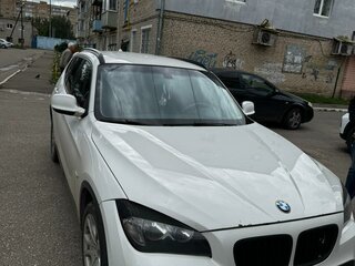 2011 BMW X1 18i I (E84), белый, 900000 рублей, вид 2