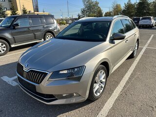 2017 Skoda Superb III, бежевый, 2200000 рублей, вид 4