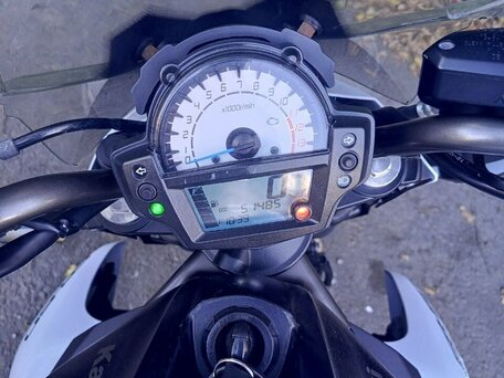 2012 Kawasaki ER-6N, белый, 444000 рублей, вид 5