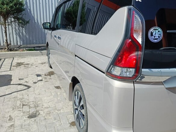 2017 Nissan Serena S-Hybrid V (C27), бежевый - вид 26