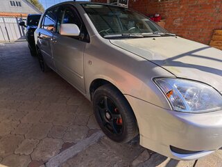 2002 Toyota Corolla IX (E120, E130), серебристый, 400000 рублей, вид 1