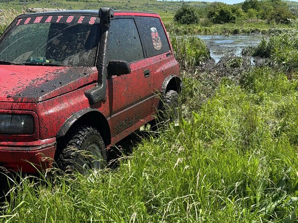 1995 Suzuki Vitara I, красный, 800000 рублей - вид 2