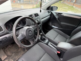 2011 Volkswagen Golf VI, чёрный, 530000 рублей, вид 5