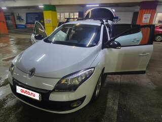 2013 Renault Megane III Рестайлинг, белый, 710000 рублей, вид 2
