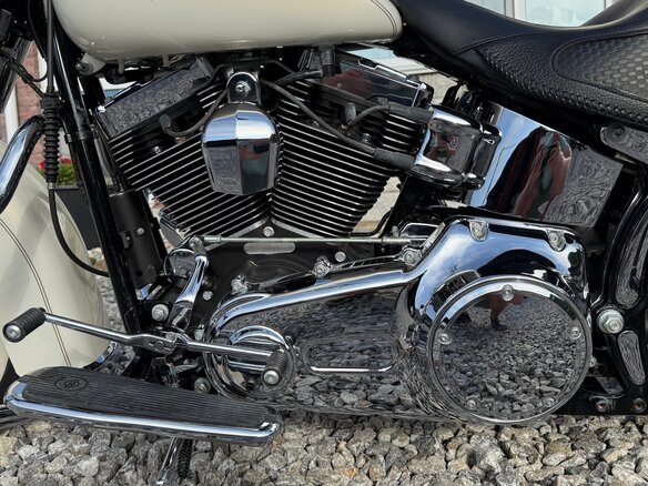 2015 Harley-Davidson Softail Deluxe, белый, 1070000 рублей - вид 12