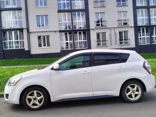 2010 Pontiac Vibe II, белый, 590000 рублей, вид 4