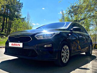2018 Kia Ceed III, серый, 1600000 рублей, вид 4