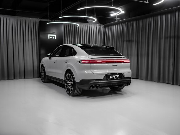2026 Porsche Cayenne Coupé III Рестайлинг, серый, 20394900 рублей - вид 10