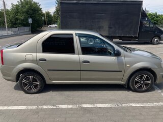 2011 Renault Logan I Рестайлинг, бежевый, 560000 рублей, вид 4