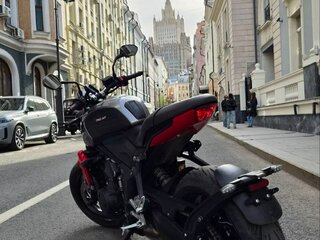 2021 Triumph Trident 660, серый, 820000 рублей, вид 3