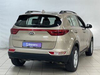 2018 Kia Sportage IV, коричневый, 2029000 рублей, вид 4