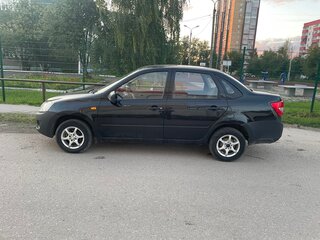 2013 Lada (ВАЗ) Granta I, чёрный, 260000 рублей, вид 4