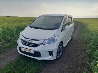 2015 Honda Freed I Рестайлинг 2, белый, 1300000 рублей, вид 1