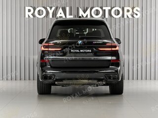 2026 BMW X7 M60i I (G07) Рестайлинг, чёрный, 23192000 рублей, вид 4