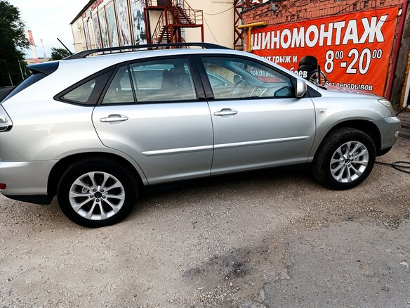 2004 Lexus RX 300 II, серебристый, 1890000 рублей - вид 3