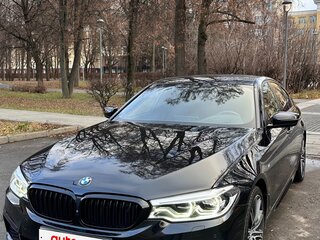 2018 BMW 5 серии 530d xDrive VII (G30/G31/G38), чёрный, 3950000 рублей, вид 3