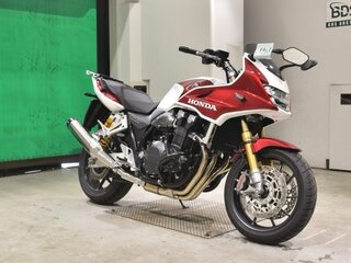 2025 Honda CB 1300, белый, 1569000 рублей, вид 3