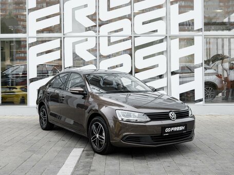 Volkswagen Jetta VI