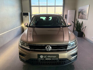 2019 Volkswagen Tiguan II, бежевый, 2099000 рублей, вид 2