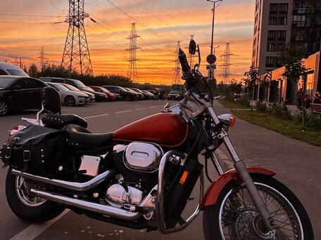 2006 Honda VT 750, оранжевый, 450000 рублей, вид 2
