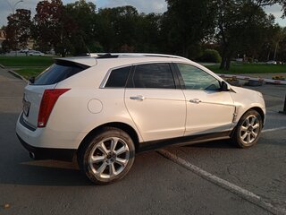 2010 Cadillac SRX II, белый, 980000 рублей, вид 4