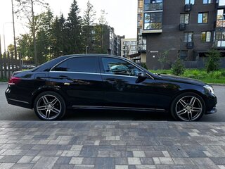 2013 Mercedes-Benz E-Класс 300 IV (W212, S212, C207) Рестайлинг, чёрный, 2490000 рублей, вид 4
