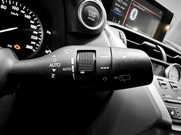 2020 Lexus NX 200 I Рестайлинг, чёрный, 5000000 рублей - вид 16