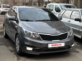 2016 Kia Rio III Рестайлинг, серый, 950000 рублей, вид 3