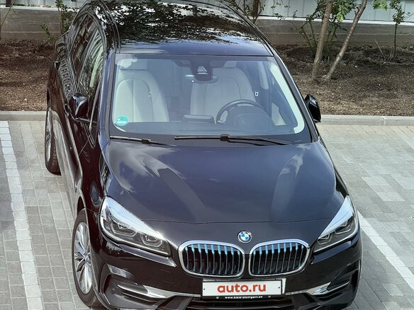 2019 BMW 2 серии Active Tourer 225xe F45 Рестайлинг, чёрный, 2900000 рублей - вид 5