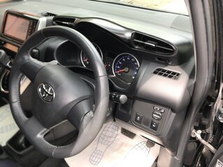 2014 Toyota Wish II Рестайлинг, чёрный, 1650000 рублей, вид 5