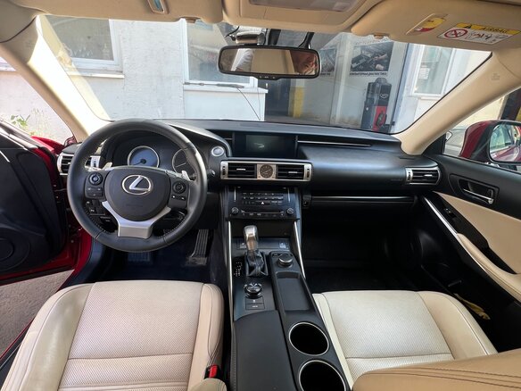 2014 Lexus IS 250 III, красный, 2500000 рублей - вид 7