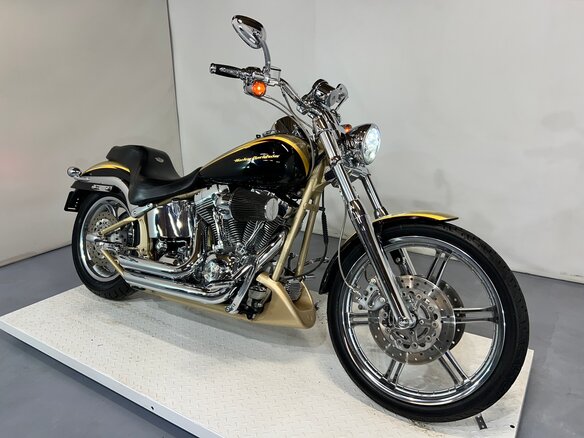 2003 Harley-Davidson Softail Deuce, золотистый, 810000 рублей - вид 5
