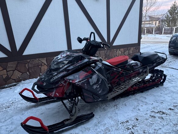 2022 BRP Ski-Doo Summit 850, чёрный, 1750100 рублей - вид 6
