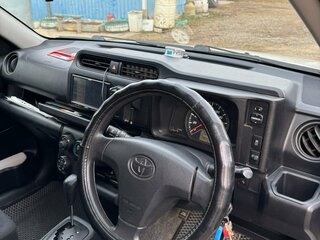 2018 Toyota Probox I Рестайлинг, белый, 830000 рублей, вид 5