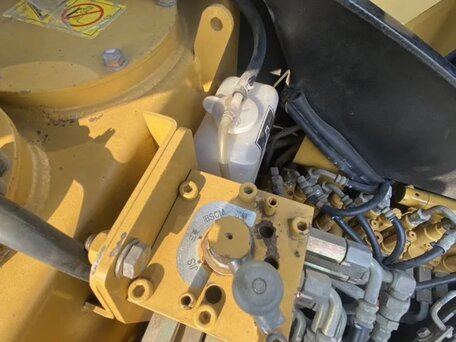 2020 Caterpillar 303SR, золотистый, 1650000 рублей, вид 4