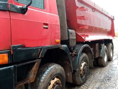 2005 Tatra T 815, красный, 1600000 рублей, вид 3