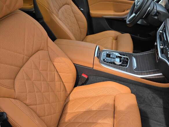 2024 BMW X7 40i I (G07) Рестайлинг, синий, 12375420 рублей - вид 20