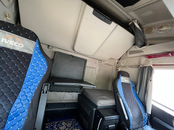 2013 Iveco Stralis, красный, 6500000 рублей - вид 10