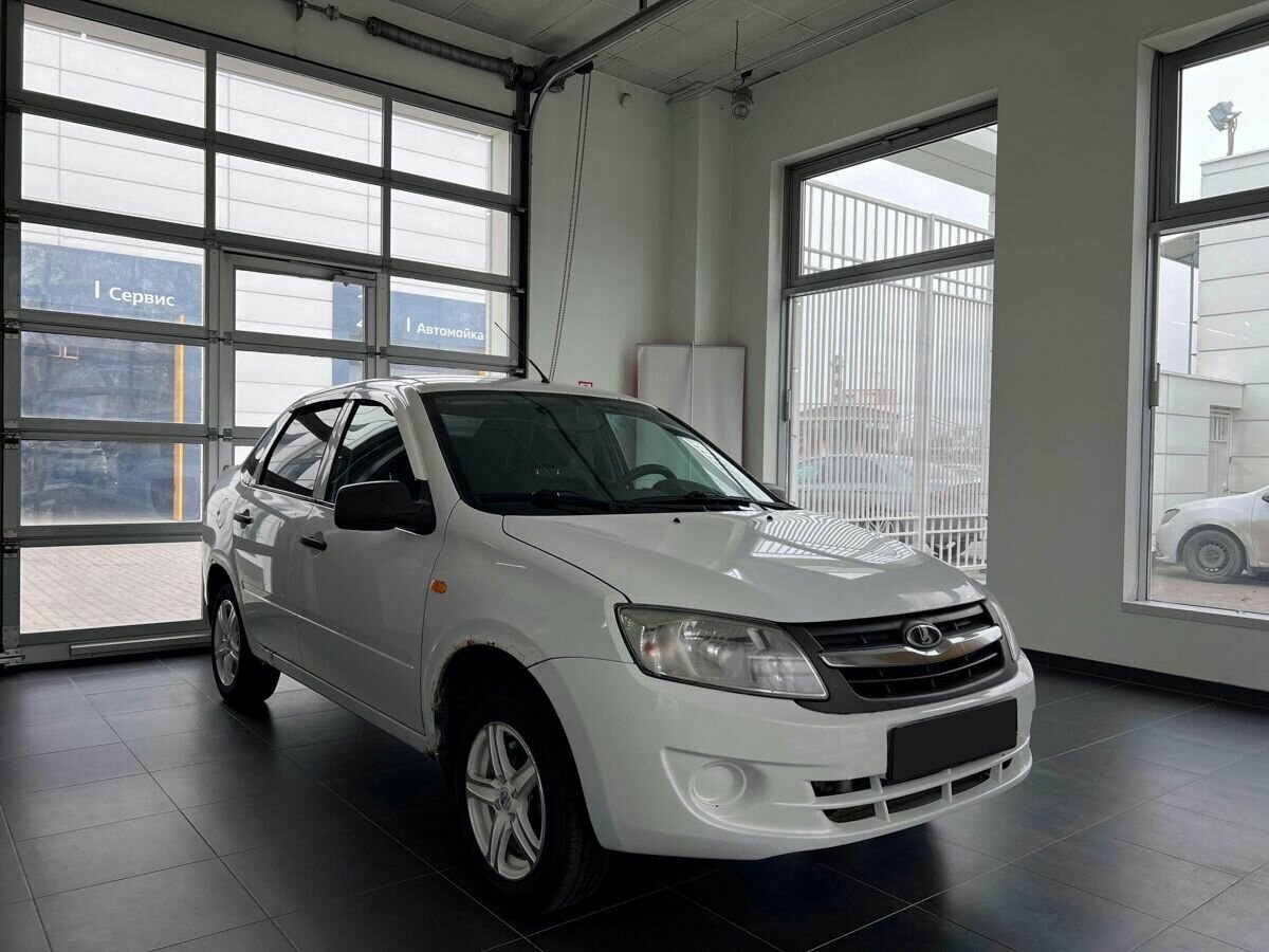 Открыть фотографии: Lada (ВАЗ) Granta I