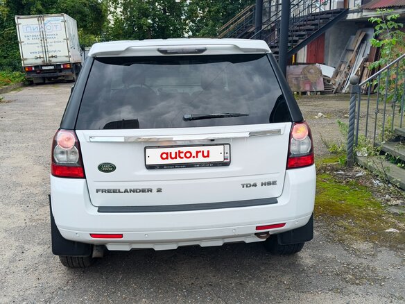 2011 Land Rover Freelander II Рестайлинг, белый - вид 5