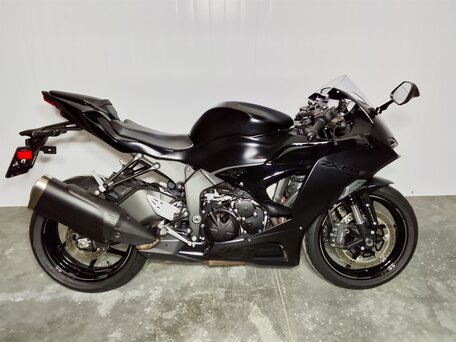 2024 Kawasaki ZX-6 Ninja, чёрный, 1199000 рублей, вид 4