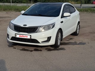 2012 Kia Rio 5-speed III, белый, 550000 рублей, вид 1