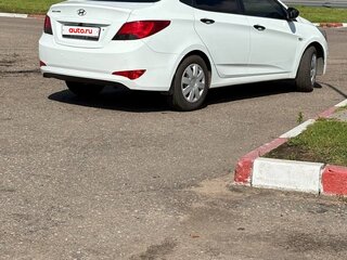 2015 Hyundai Solaris I Рестайлинг, белый, 830000 рублей, вид 2