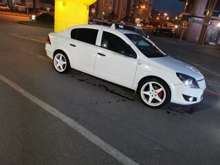 2013 Opel Astra H Рестайлинг, белый, 490000 рублей, вид 5