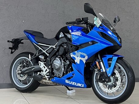 2025 Suzuki GSX-8R, синий, 1080000 рублей, вид 1