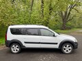 2016 Lada (ВАЗ) Largus Cross I, белый, 800000 рублей - вид 4