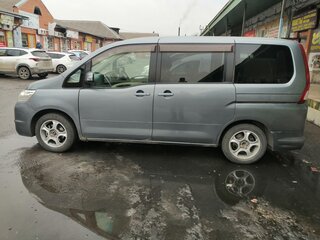2008 Nissan Serena III (C25), серый, 799999 рублей, вид 4