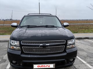 2011 Chevrolet Tahoe 6AT III, чёрный, 2100000 рублей, вид 3