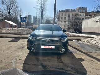 2016 Toyota Camry VII (XV50) Рестайлинг, чёрный, 1800000 рублей, вид 2