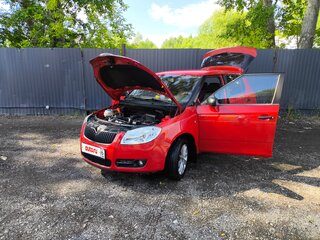 2008 Skoda Fabia II, красный, 590000 рублей, вид 2